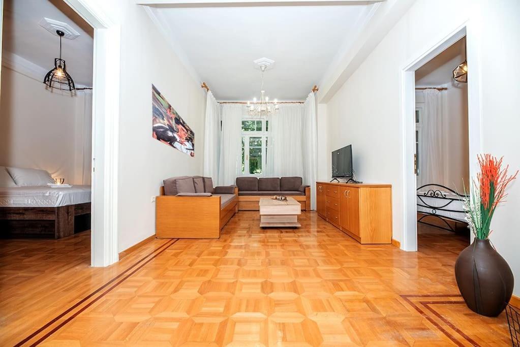 סלוניקי Roman Forum Apartment מראה חיצוני תמונה